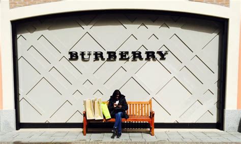 photos de burberry paris|burberry customer service.